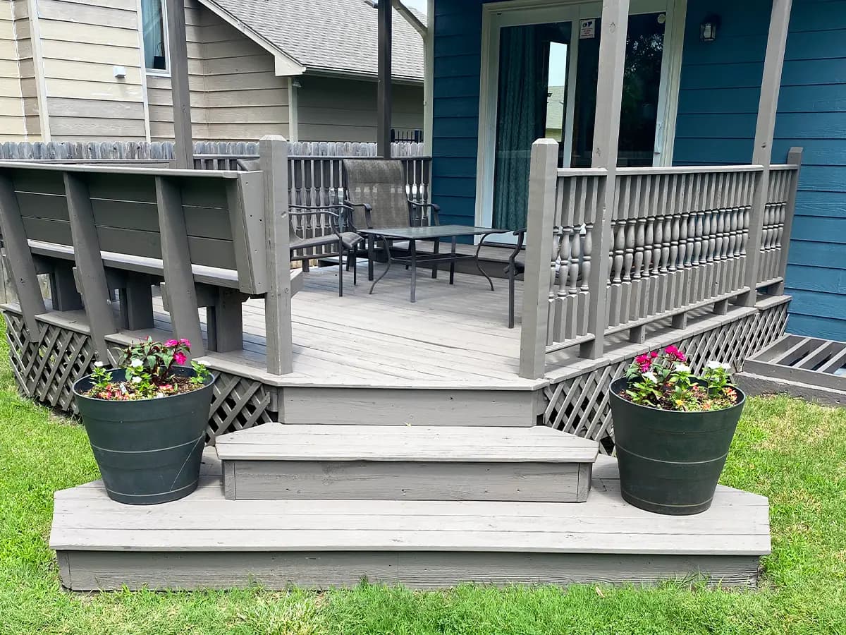Deck Staining Before & After